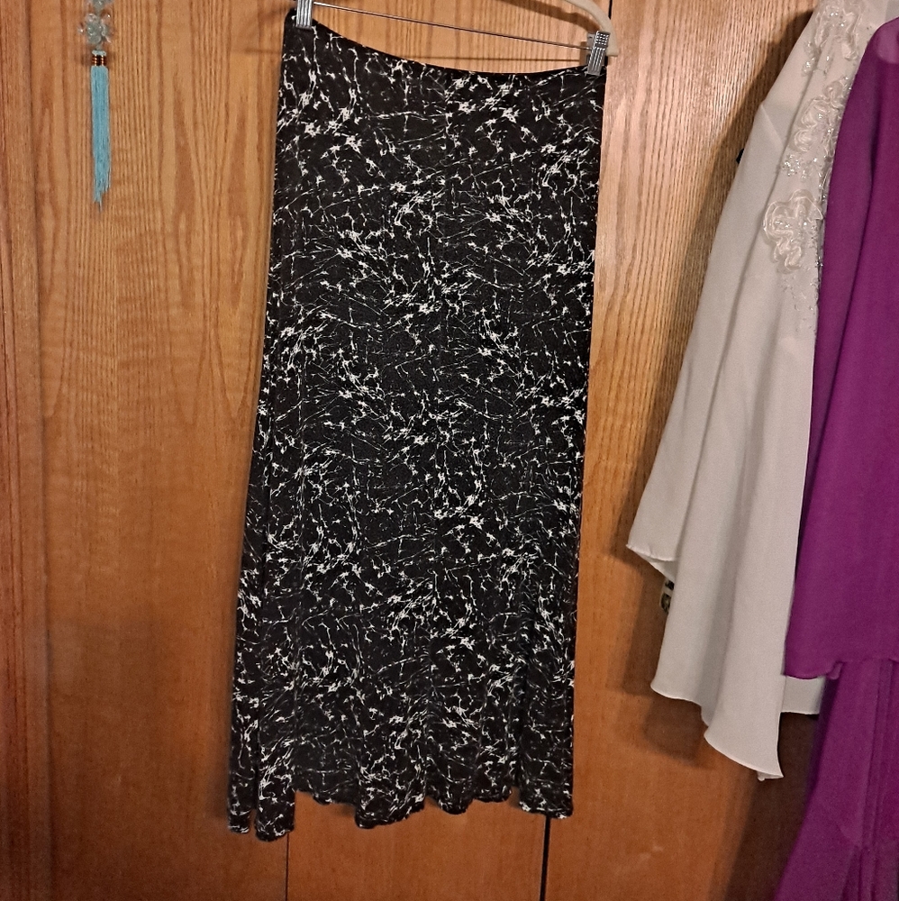🖤Marble maxi skirt -Large